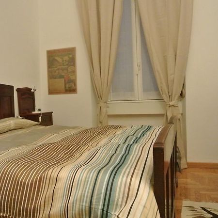 Studio Errepi Loreto Apartment Milan Room photo